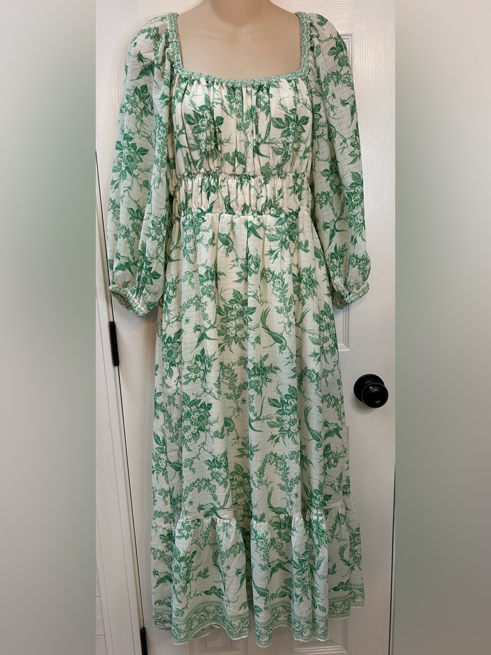 NEW $198 Max Studio Green Cottage Floral Midi Dress - Sz S